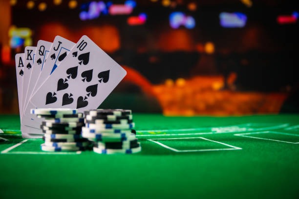 slotbabon mobile app home screen showing slot tournaments and live casino options