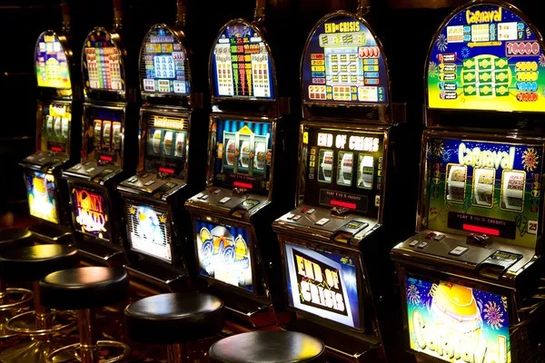 Casino Hold'em dealer table with community cards